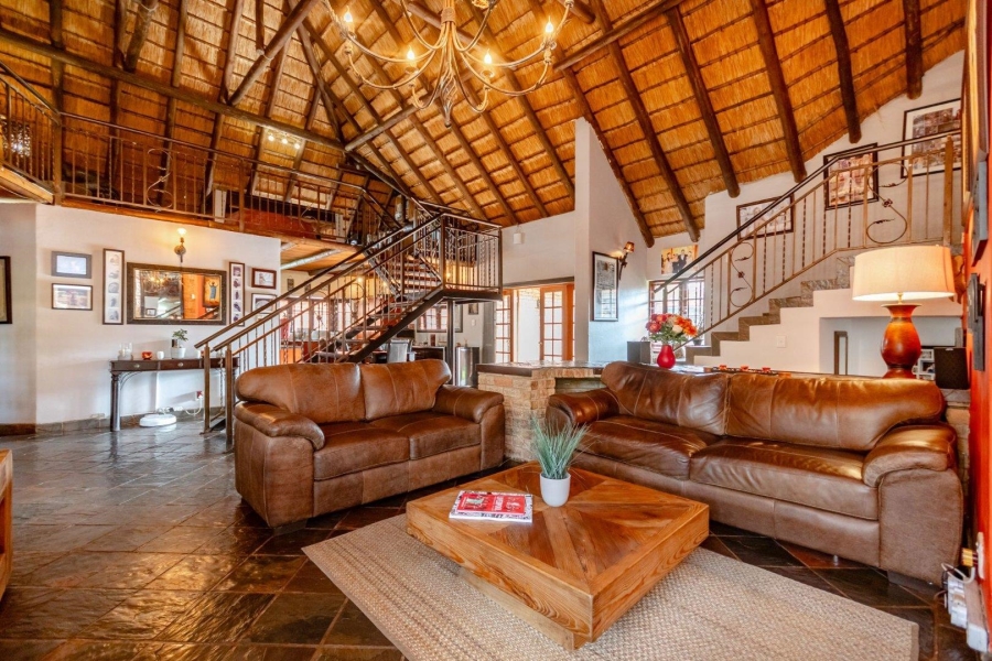 5 Bedroom Property for Sale in Brentwood Gauteng