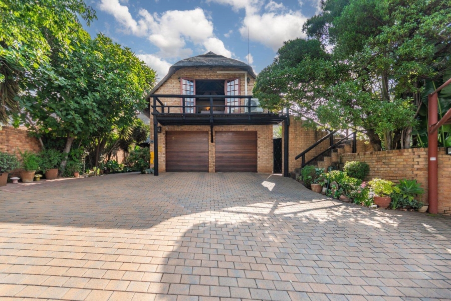 5 Bedroom Property for Sale in Brentwood Gauteng