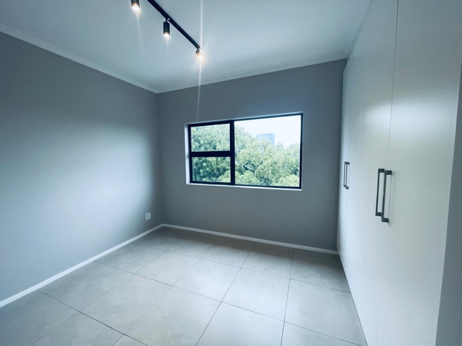 To Let 2 Bedroom Property for Rent in Atholl Gauteng
