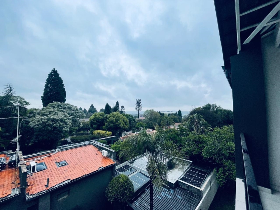 To Let 2 Bedroom Property for Rent in Atholl Gauteng