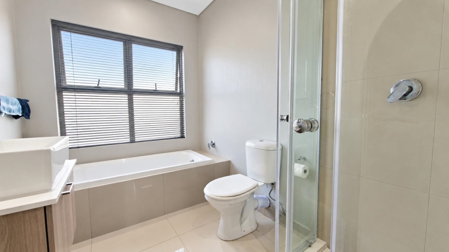 2 Bedroom Property for Sale in Broadacres Gauteng