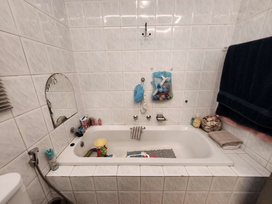 2 Bedroom Property for Sale in Winchester Hills Gauteng