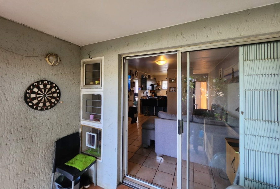 2 Bedroom Property for Sale in Winchester Hills Gauteng