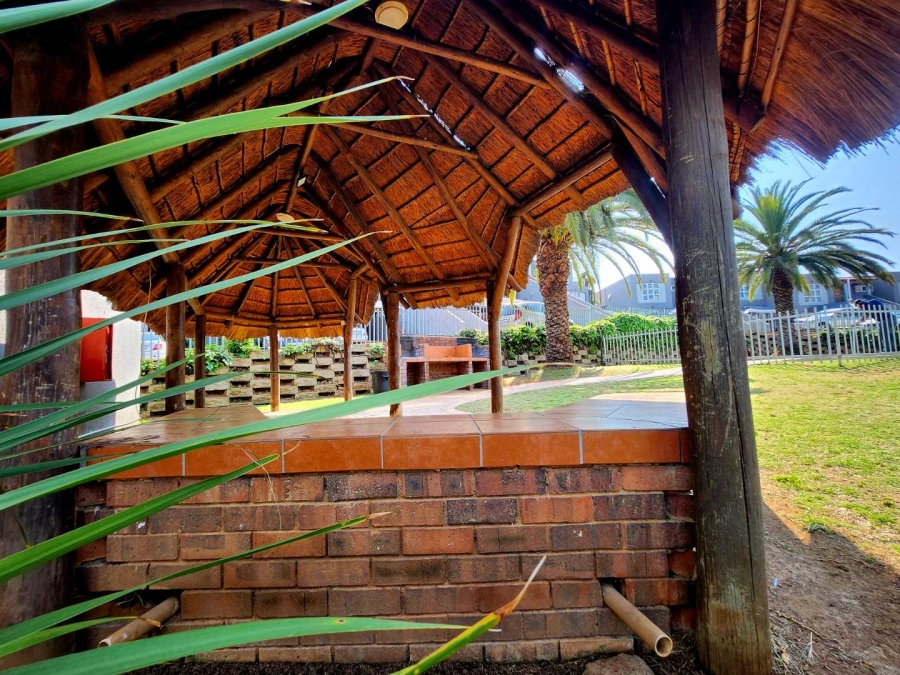 2 Bedroom Property for Sale in Winchester Hills Gauteng