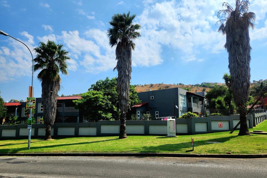 2 Bedroom Property for Sale in Winchester Hills Gauteng