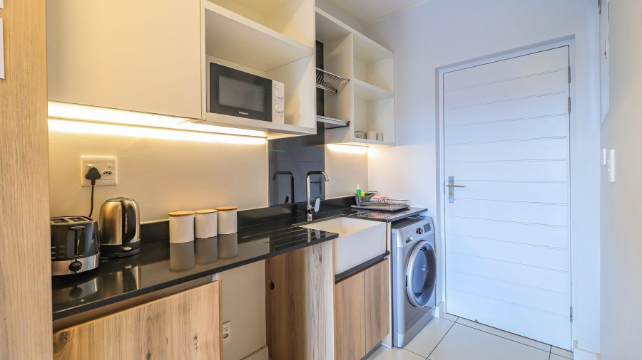 1 Bedroom Property for Sale in Rosebank Gauteng