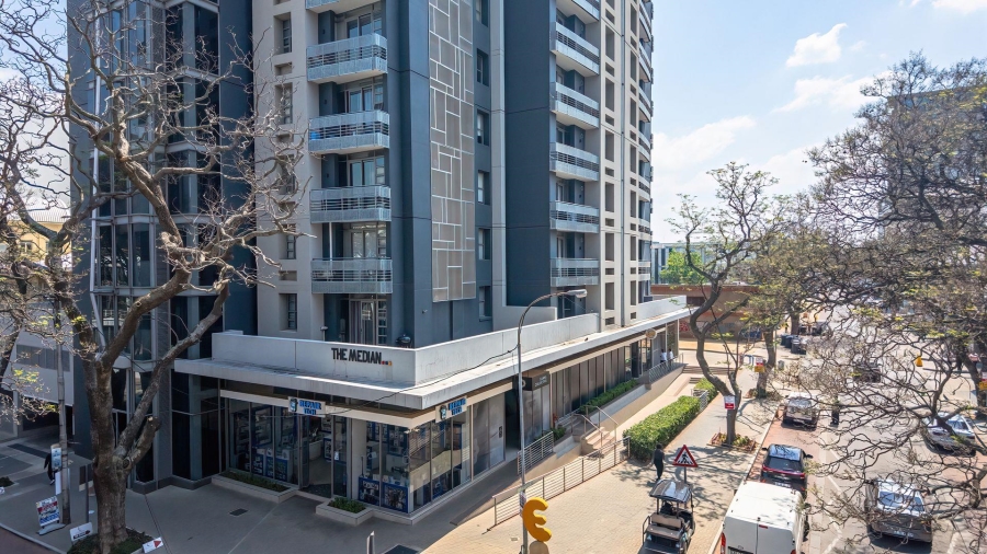 1 Bedroom Property for Sale in Rosebank Gauteng
