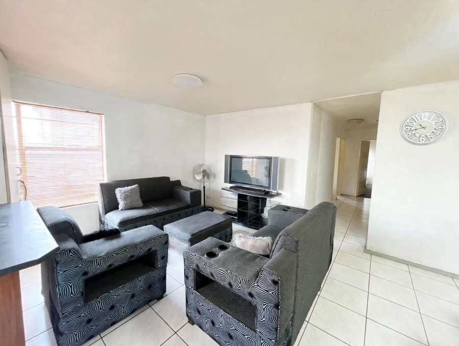 3 Bedroom Property for Sale in Roseacre Gauteng
