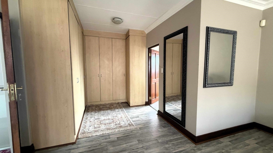 4 Bedroom Property for Sale in Amberfield Ridge Gauteng