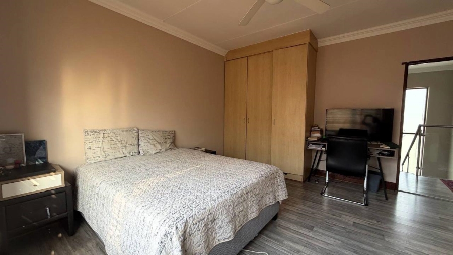4 Bedroom Property for Sale in Amberfield Ridge Gauteng