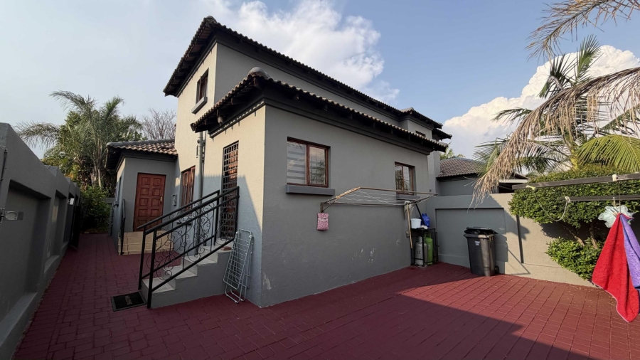 4 Bedroom Property for Sale in Amberfield Ridge Gauteng