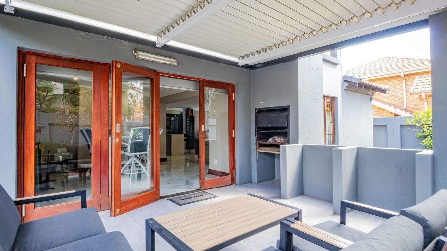 4 Bedroom Property for Sale in Amberfield Ridge Gauteng