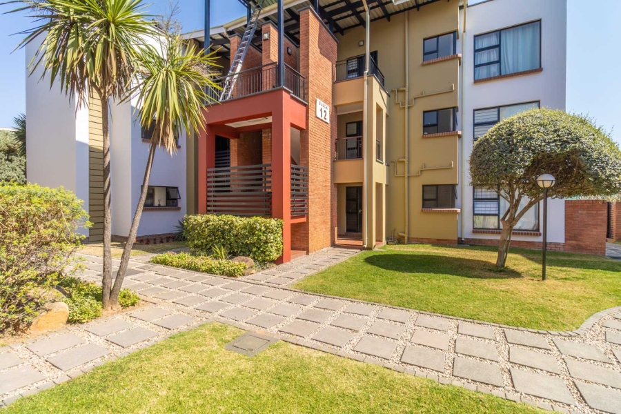 1 Bedroom Property for Sale in Douglasdale Gauteng