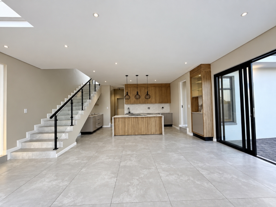 4 Bedroom Property for Sale in Fountainbrook Estate Gauteng