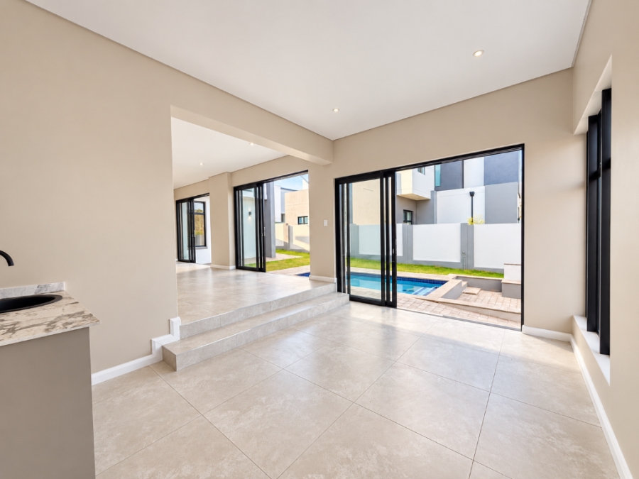 4 Bedroom Property for Sale in Fountainbrook Estate Gauteng