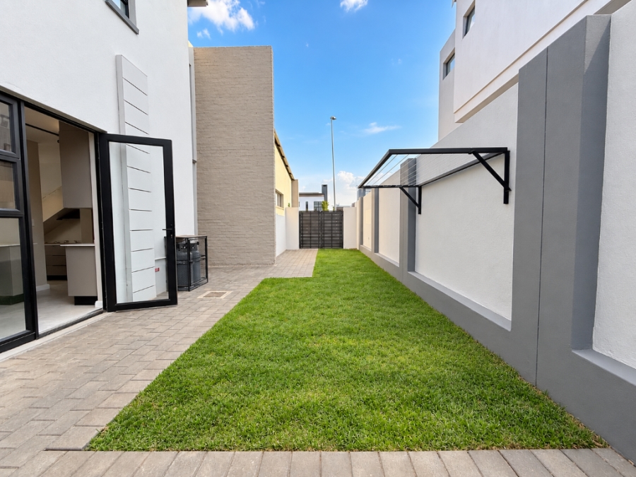 4 Bedroom Property for Sale in Fountainbrook Estate Gauteng