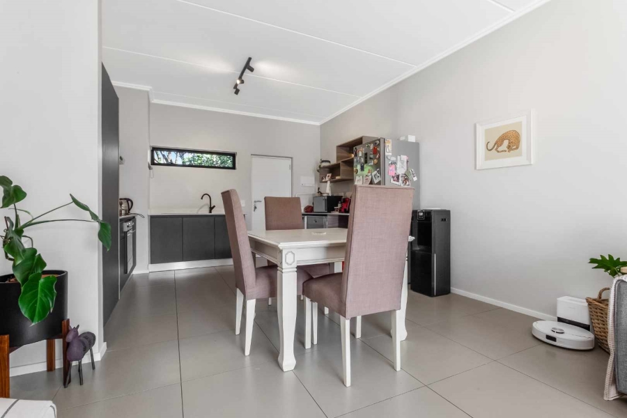 2 Bedroom Property for Sale in Bryanston Gauteng