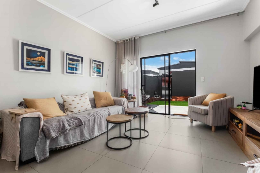 2 Bedroom Property for Sale in Bryanston Gauteng