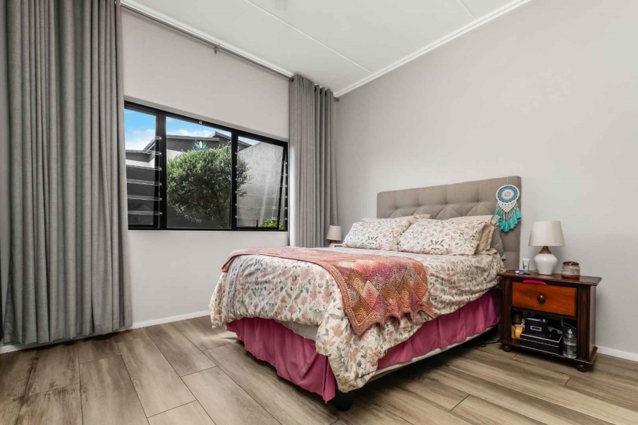 2 Bedroom Property for Sale in Bryanston Gauteng