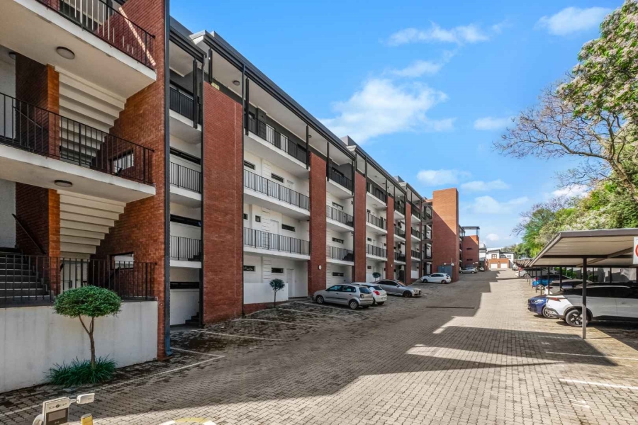 2 Bedroom Property for Sale in Bryanston Gauteng
