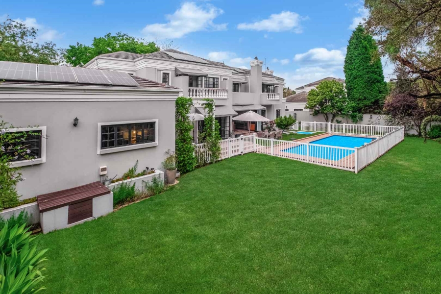 To Let 5 Bedroom Property for Rent in Lonehill Gauteng