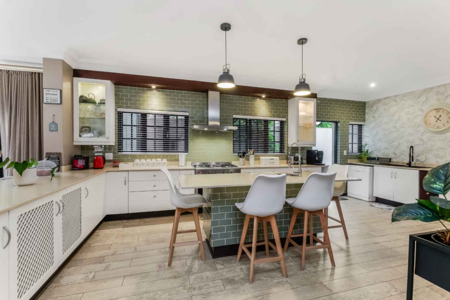 To Let 5 Bedroom Property for Rent in Lonehill Gauteng