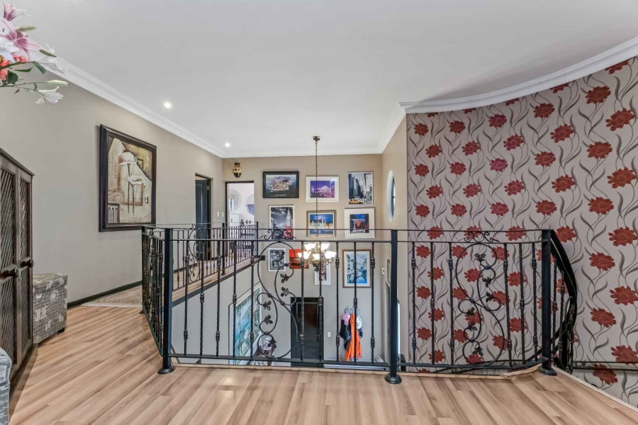 To Let 5 Bedroom Property for Rent in Lonehill Gauteng