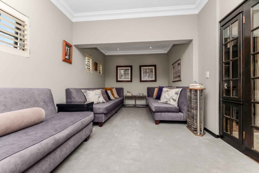 To Let 5 Bedroom Property for Rent in Lonehill Gauteng