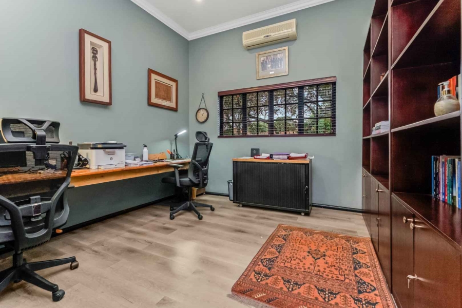 To Let 5 Bedroom Property for Rent in Lonehill Gauteng