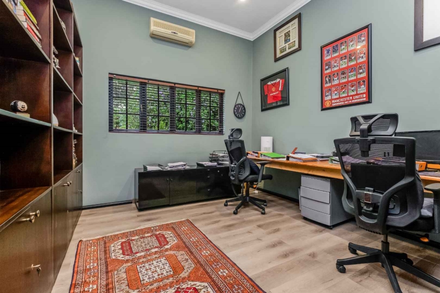 To Let 5 Bedroom Property for Rent in Lonehill Gauteng