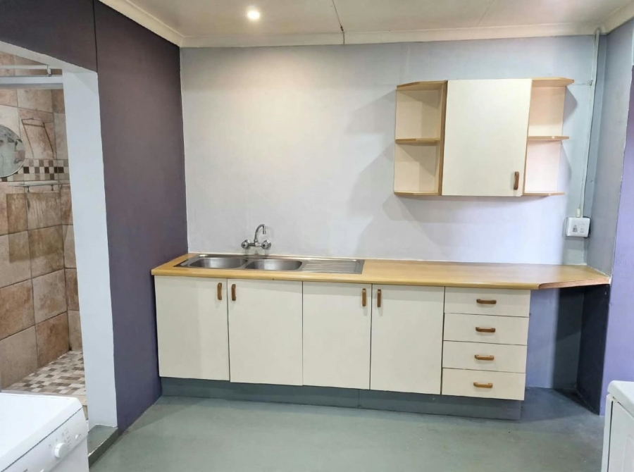 3 Bedroom Property for Sale in Crystal Park Gauteng