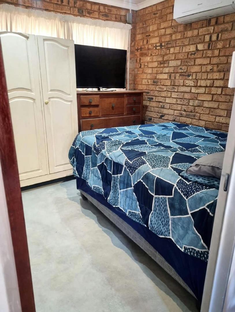 3 Bedroom Property for Sale in Crystal Park Gauteng
