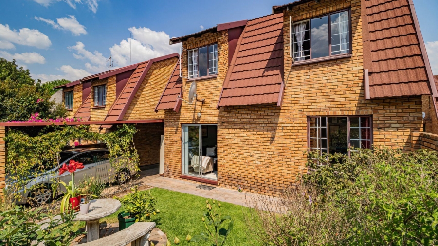 3 Bedroom Property for Sale in Boskruin Gauteng