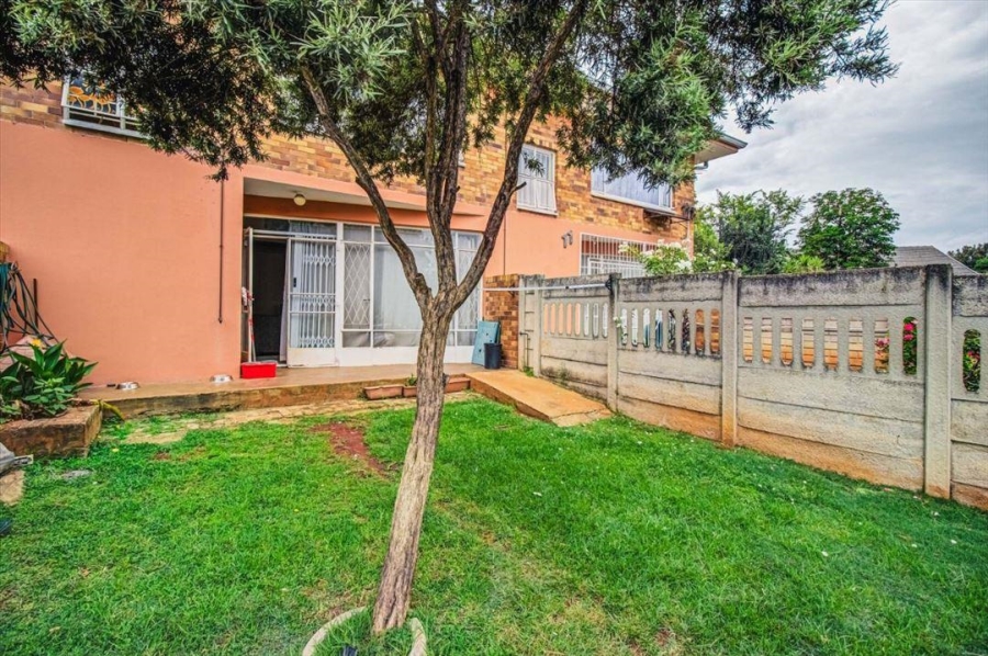 2 Bedroom Property for Sale in Kempton Park Ext 4 Gauteng