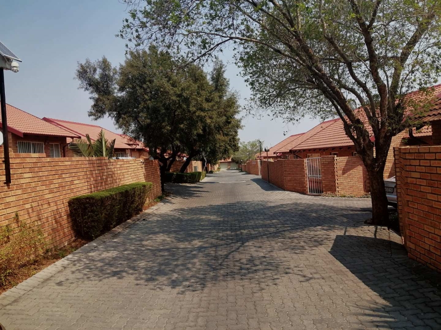 2 Bedroom Property for Sale in Centurion Central Gauteng