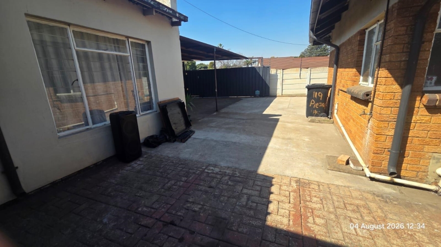 4 Bedroom Property for Sale in Risana Gauteng