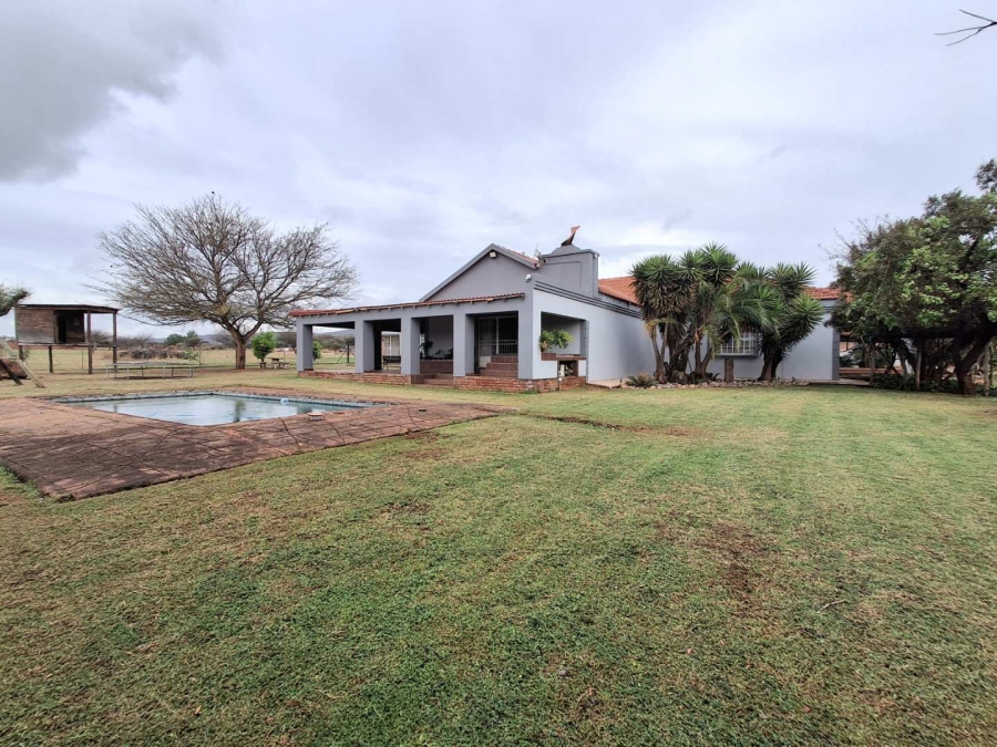 4 Bedroom Property for Sale in Zandfontein AH Gauteng