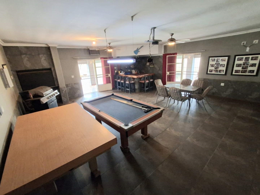 4 Bedroom Property for Sale in Zandfontein AH Gauteng