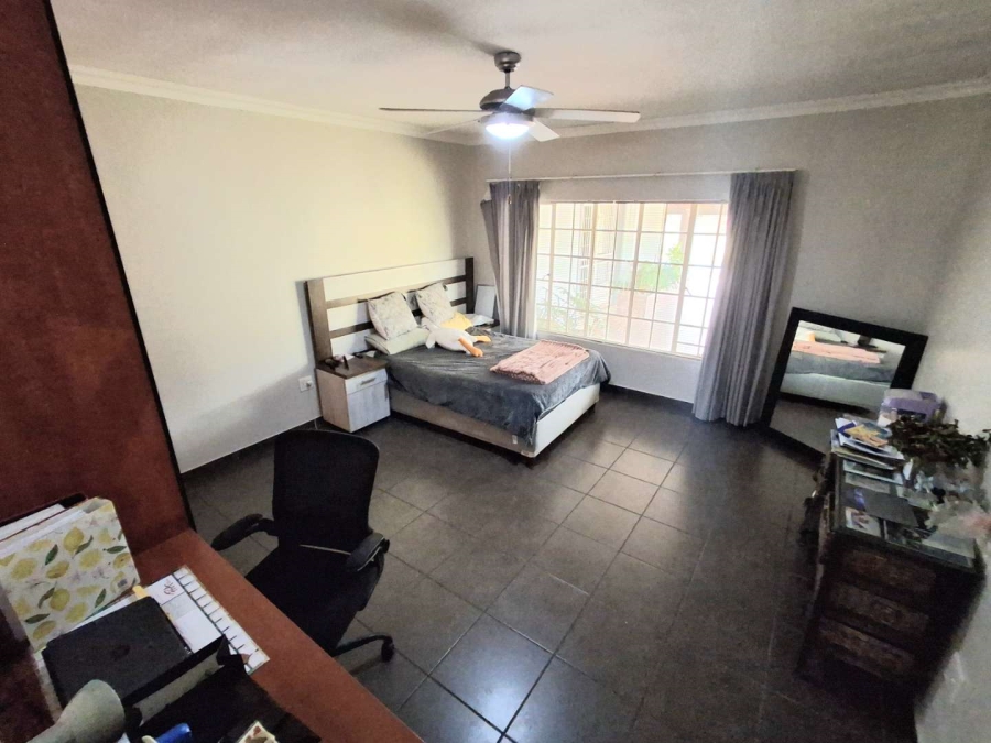 4 Bedroom Property for Sale in Zandfontein AH Gauteng
