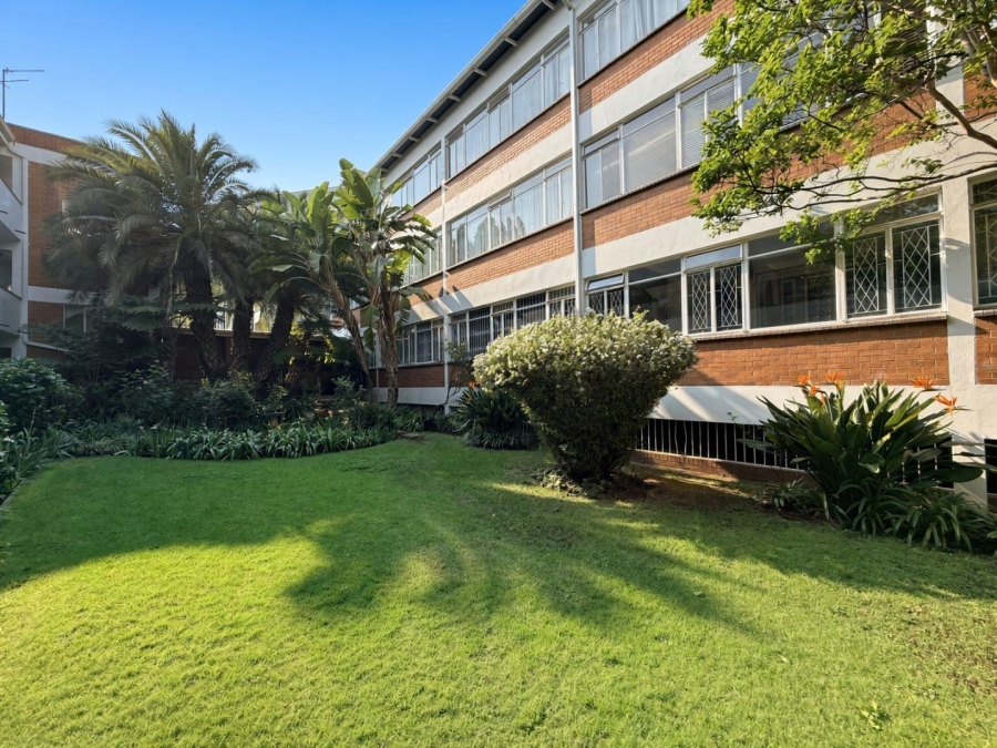 1 Bedroom Property for Sale in Rosebank Gauteng