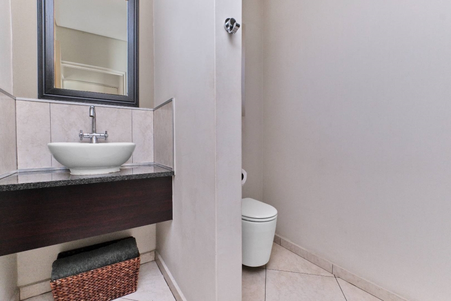 2 Bedroom Property for Sale in Morningside Gauteng