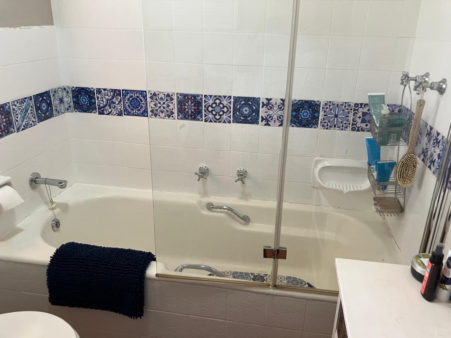 2 Bedroom Property for Sale in River Club Gauteng