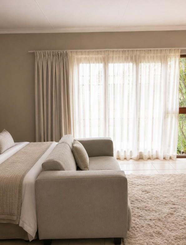 To Let 1 Bedroom Property for Rent in Corlett Gardens Gauteng
