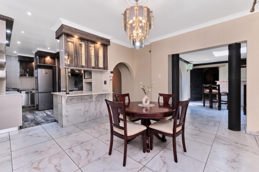 4 Bedroom Property for Sale in Olivedale Gauteng