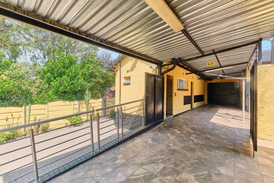 4 Bedroom Property for Sale in Olivedale Gauteng