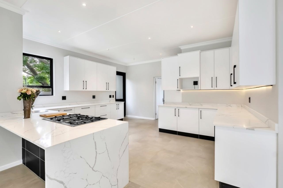 4 Bedroom Property for Sale in Bryanston Gauteng