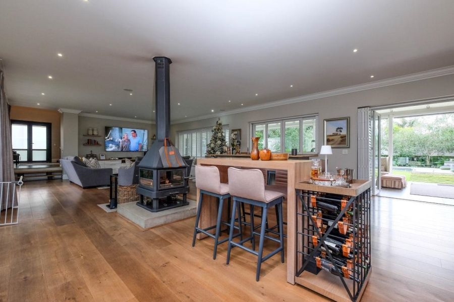 5 Bedroom Property for Sale in Bryanston Gauteng