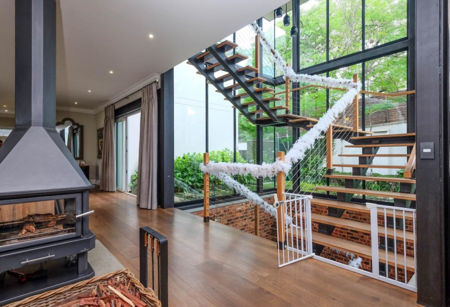 5 Bedroom Property for Sale in Bryanston Gauteng