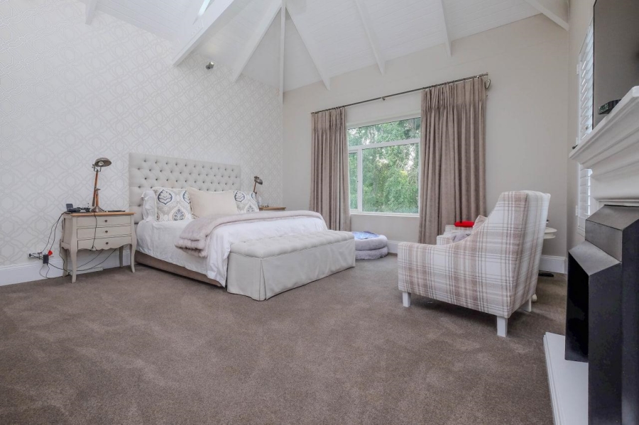 5 Bedroom Property for Sale in Bryanston Gauteng
