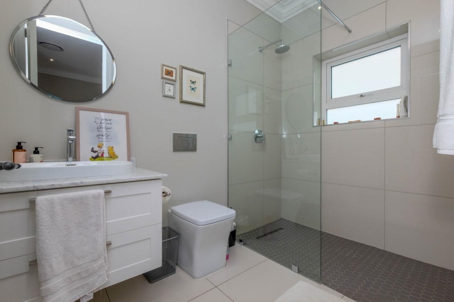 5 Bedroom Property for Sale in Bryanston Gauteng